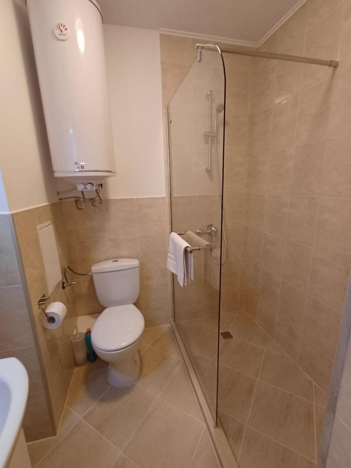 Апартамент - Студио Престиж 2 Hisarea Exterior foto